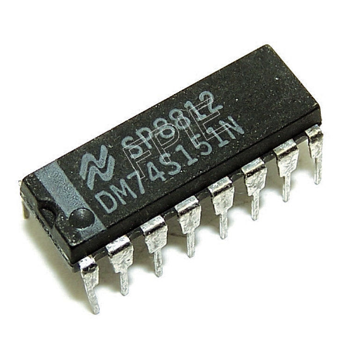 DM74S151N Multiplexer IC by National Semiconductor