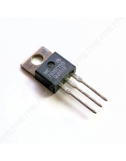 6V, 1A Voltage Regulator by Motorola (MC7806CT)